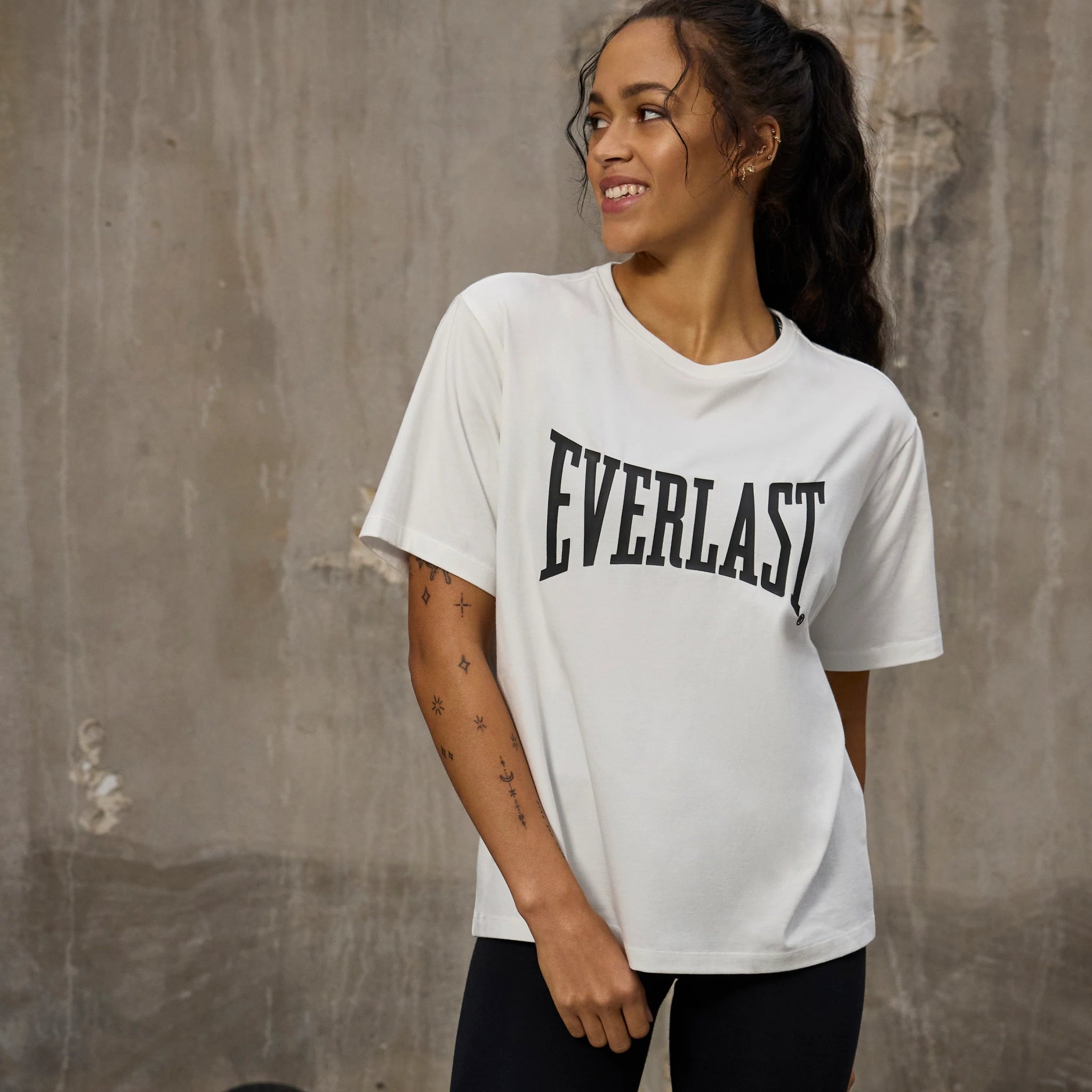 EVERLAST Oversized T - skjorte logo - CombatStore.no