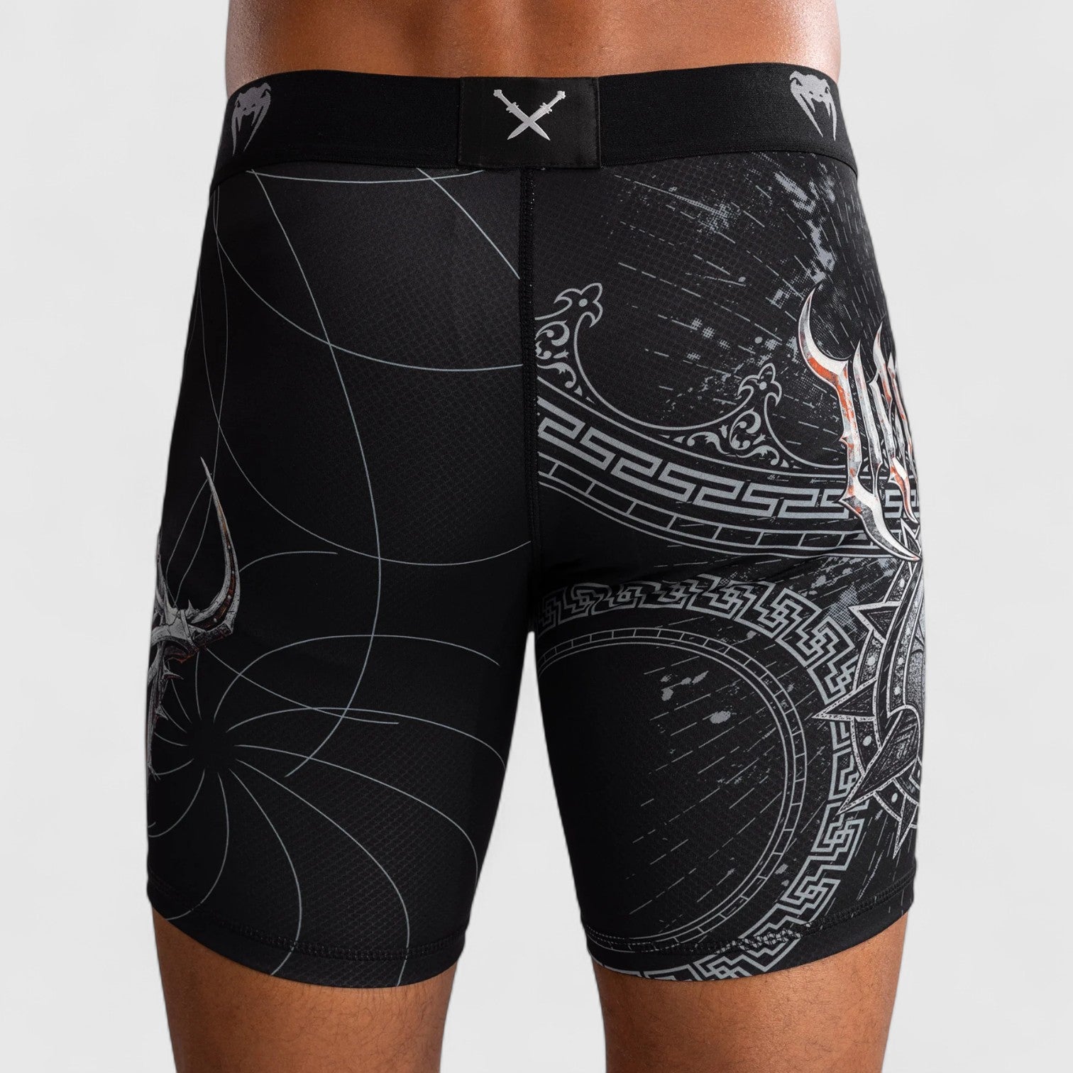 VENUM Gladiator 5.0 Vale Tudo Shorts - CombatStore.no