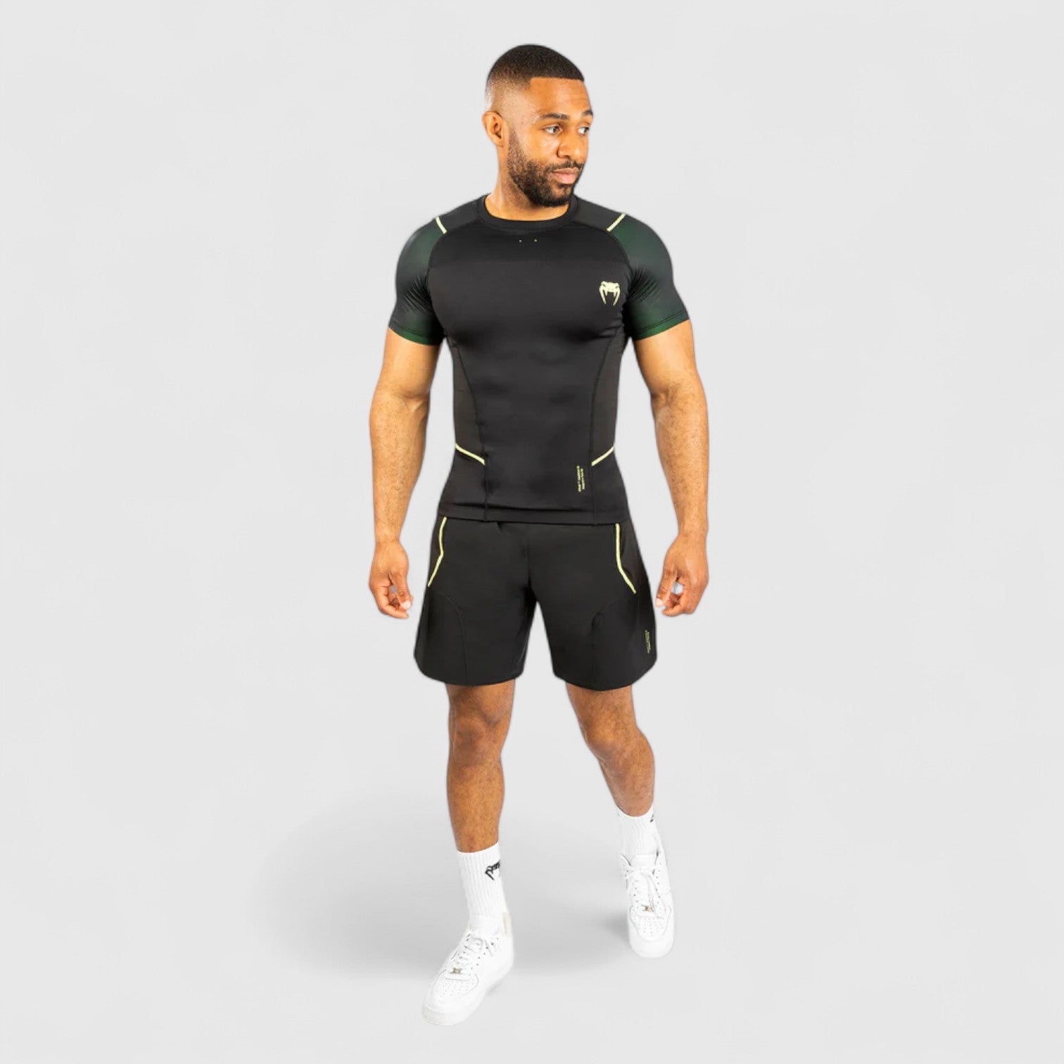 VENUM Fusion 2.0 Rashguard med korte ermer - CombatStore.no