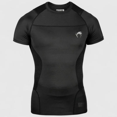 VENUM G - FIT Rashguard - Kort arm Svart - CombatStore.no