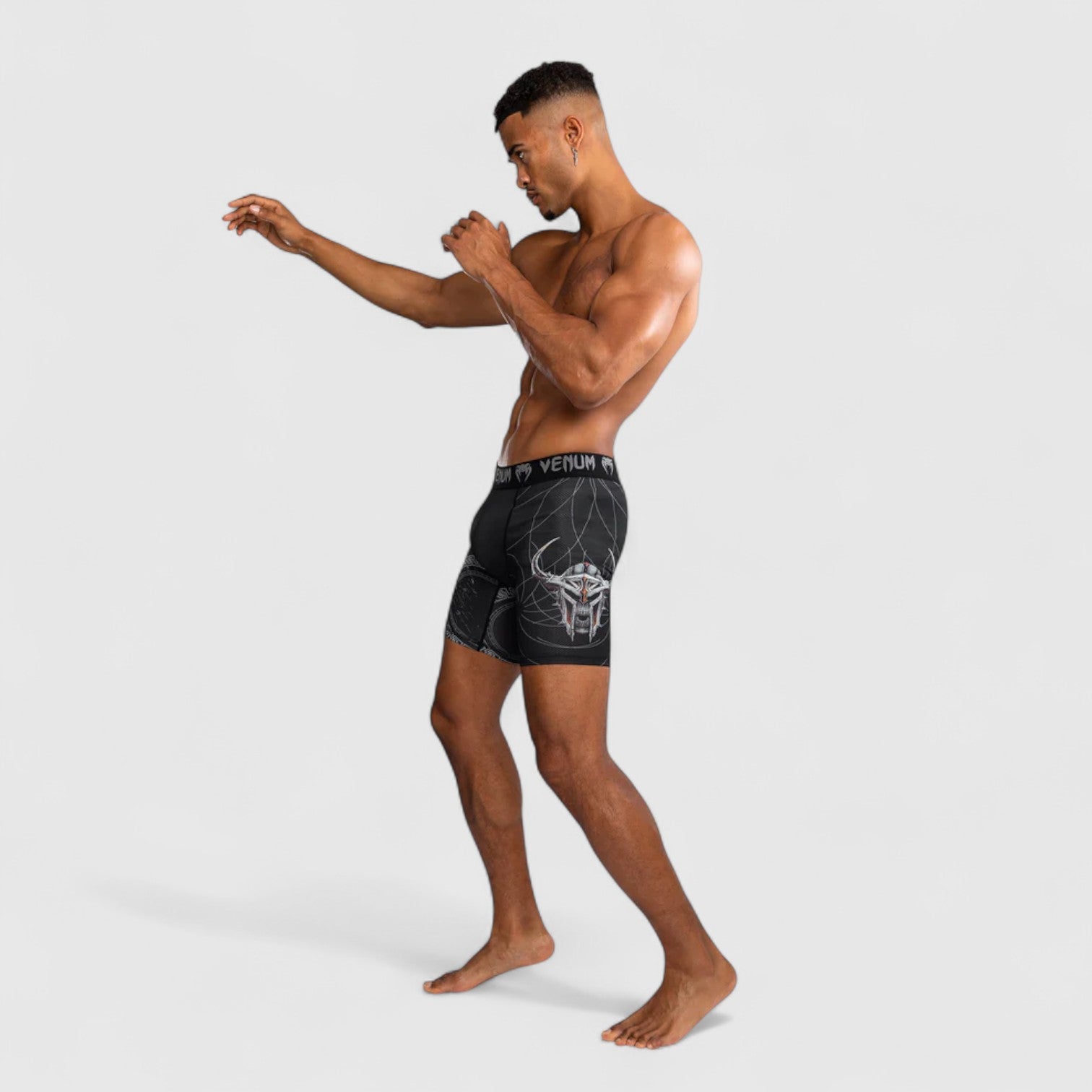 VENUM Gladiator 5.0 Vale Tudo Shorts - CombatStore.no