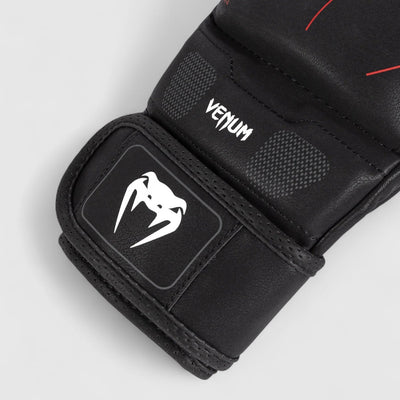 VENUM Tactical XT Sparring Gloves - Svart og Rød - CombatStore.no